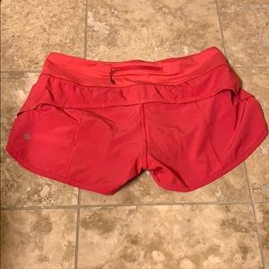 Lululemon Speed Up Shorts 2.5